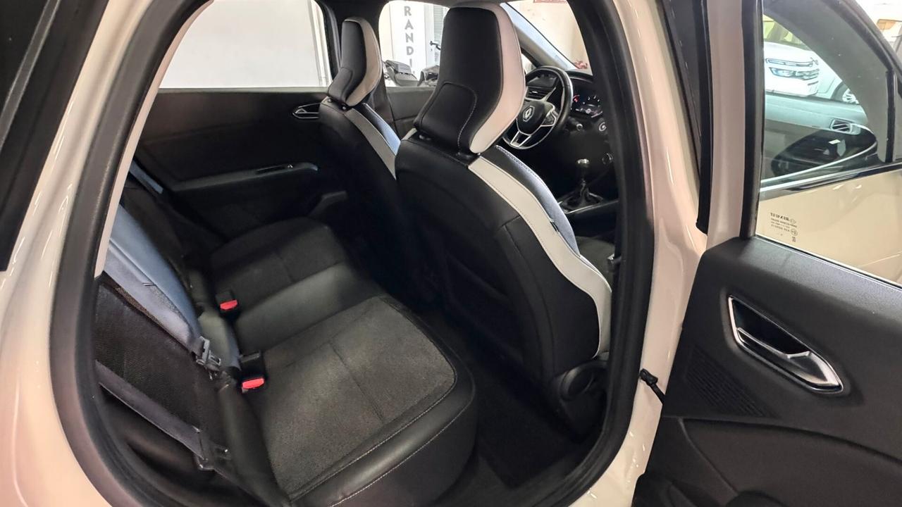 Renault Captur Blue dCi 115 CV EDC Intens