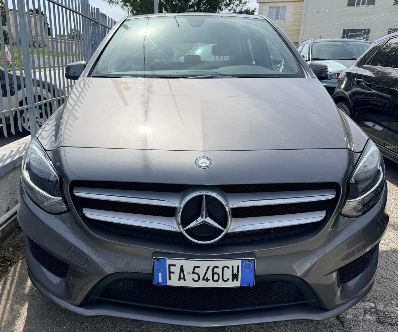 MERCEDES-BENZ B180 d CDI PREMIUM AMG