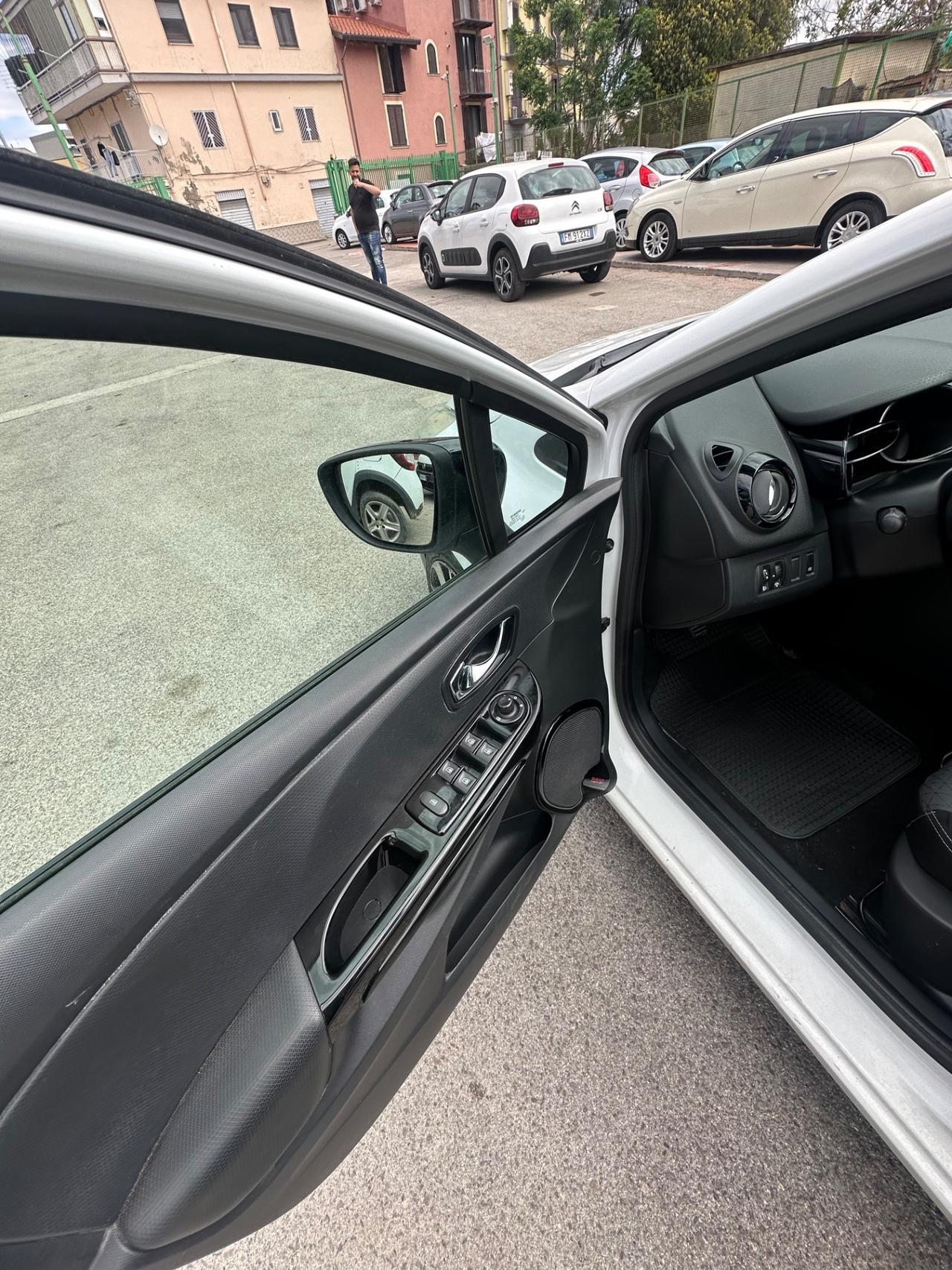 Renault Clio 1.5 dCi 8V 90CV Start&Stop 5 porte Energy