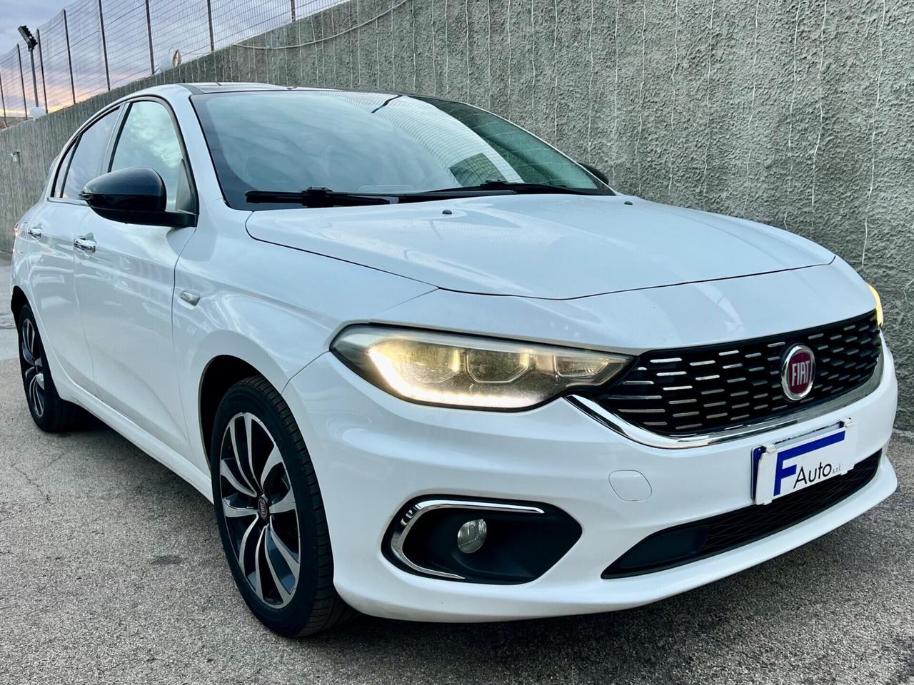 Fiat Tipo 1.6 Mjt ***5 PORTE*** S&S Lounge,Retrocamera,Cerchi diamantati,LED,Navigatore,Climatronic,ecc.