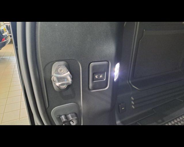 LAND ROVER Defender 110 3.0d mhev X-Dynamic SE awd 250cv auto