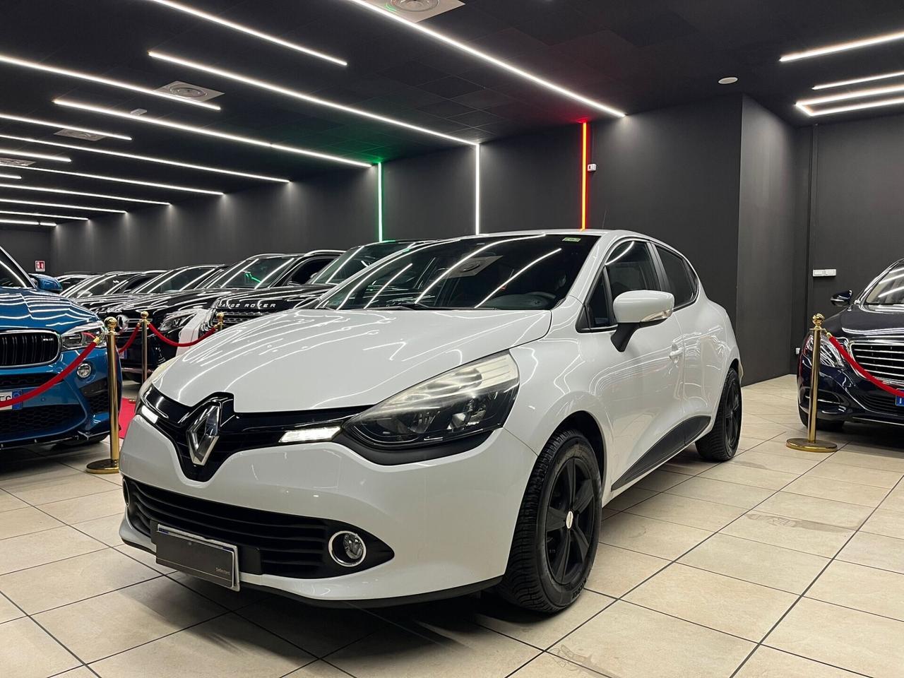 Renault Clio 1.2 75CV GPL 5 porte COSMO NATURAL OK NEOPATENTATI