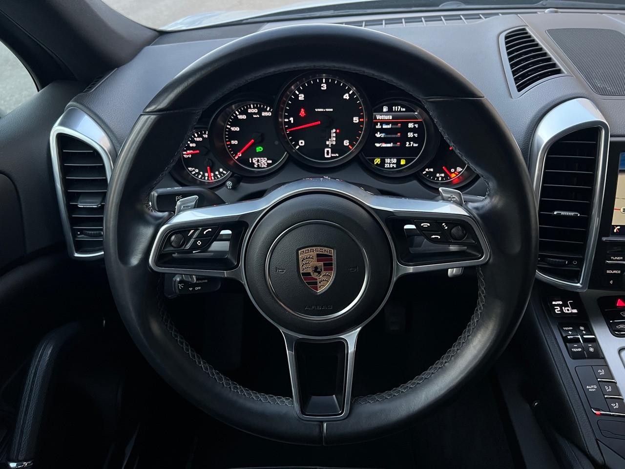 Porsche Cayenne 3.0 tiptronic