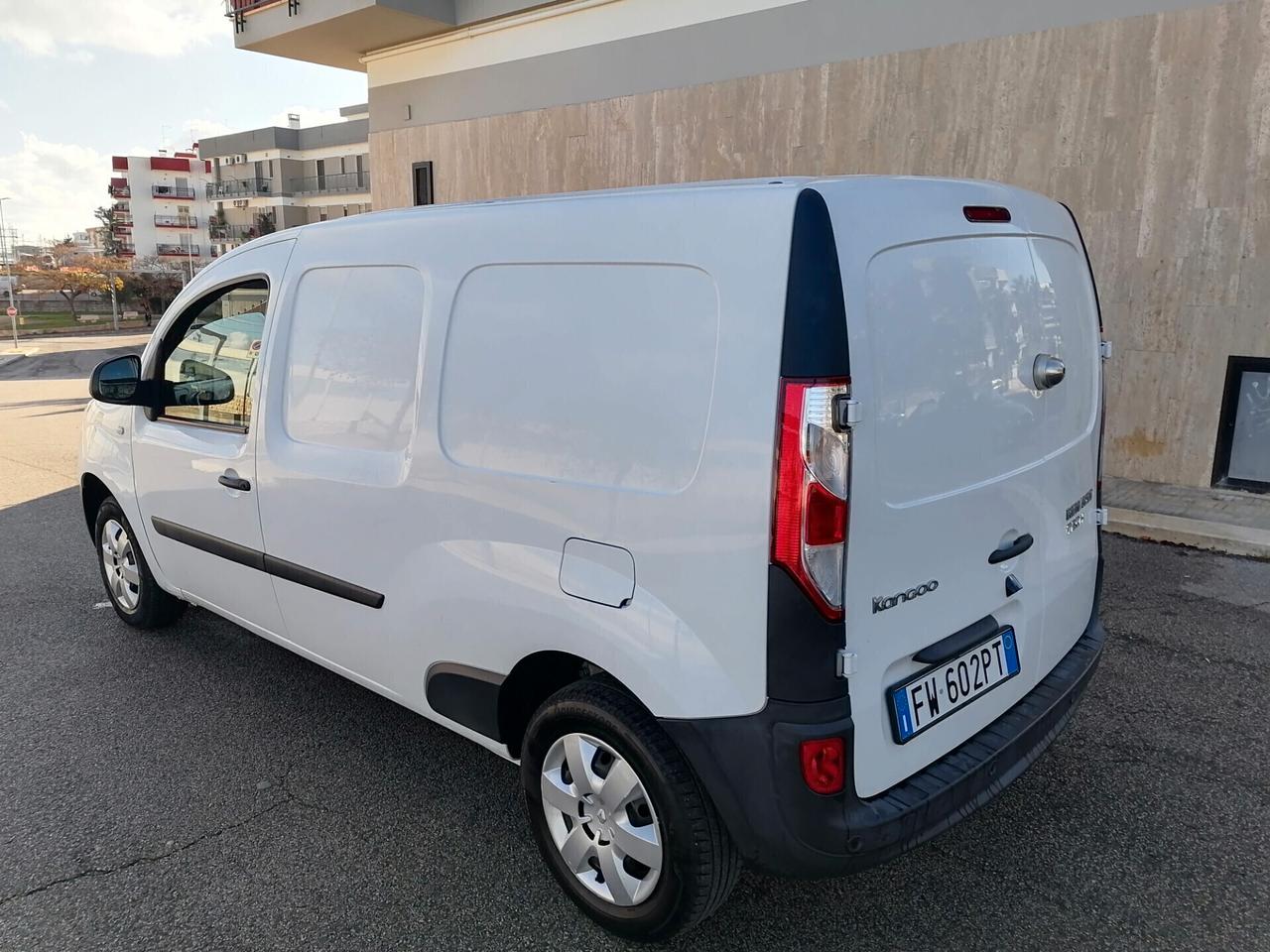 Renault Kangoo MAXI 1.5 dci 110cv 2019 FULL OPTIONAL