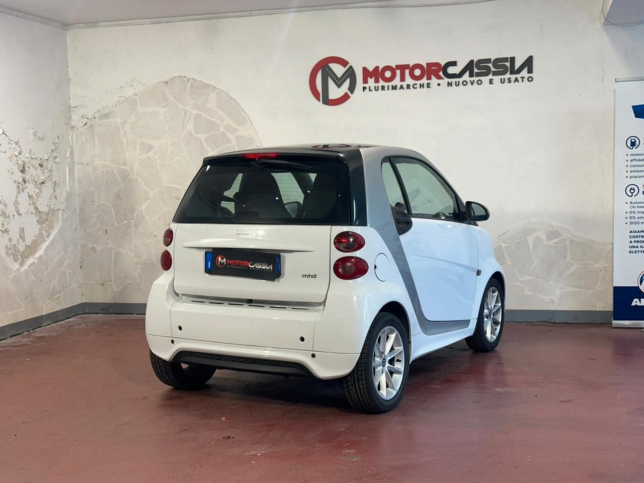 Smart ForTwo 1000 52 kW MHD coupé passion