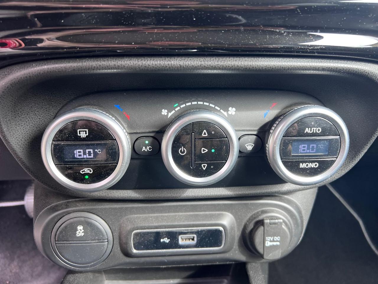 Fiat 500L 1.6 Multijet 7 POSTI #10704