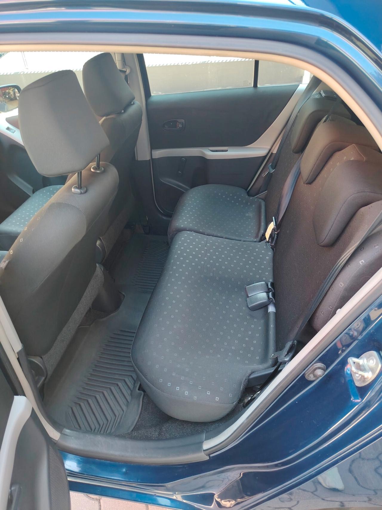 Toyota Yaris Now 1.0 benzina