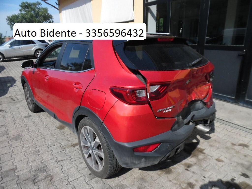 Kia Stonic 1.4 MPI 100 CV Urban
