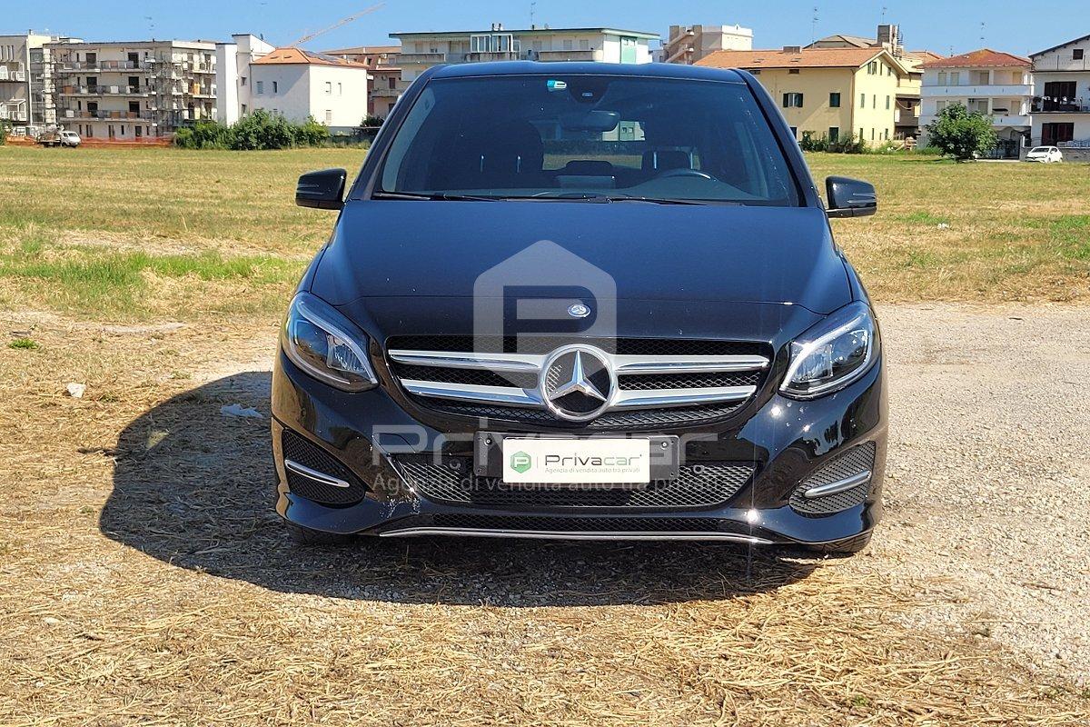 MERCEDES B 180 d Automatic Business