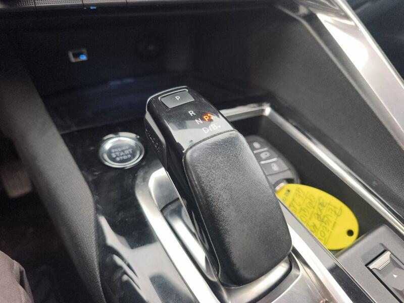 Peugeot 3008 1.6 hybrid phev Allure Pack 225cv e-eat8