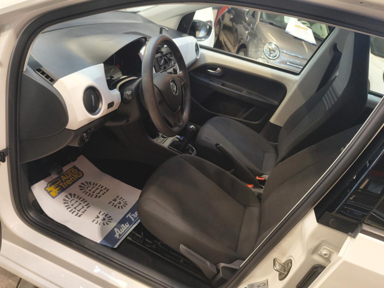 Volkswagen up! 1.0 5p. take solo 19.000 km