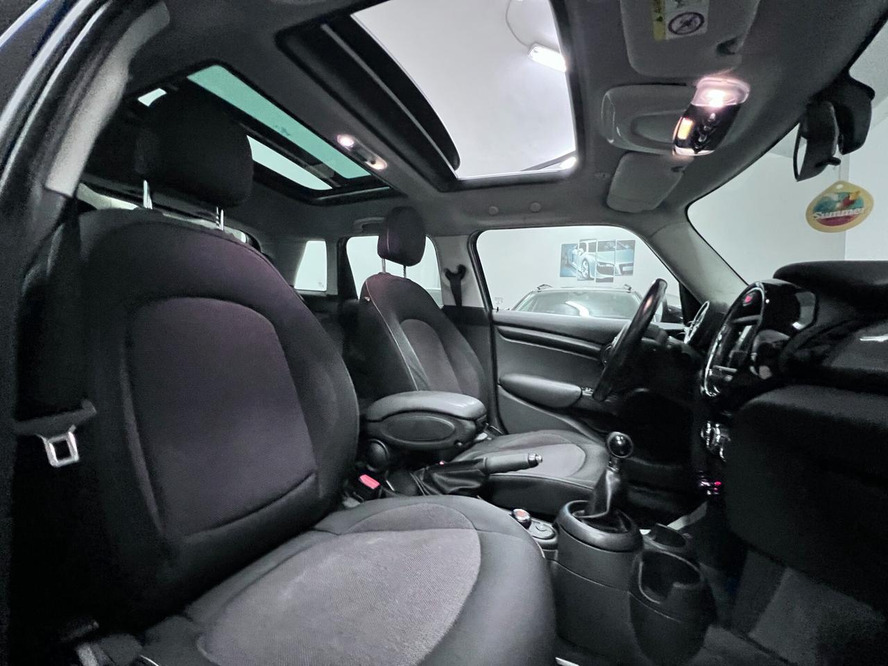 Mini 1.5 Cooper D Business 5 porte
