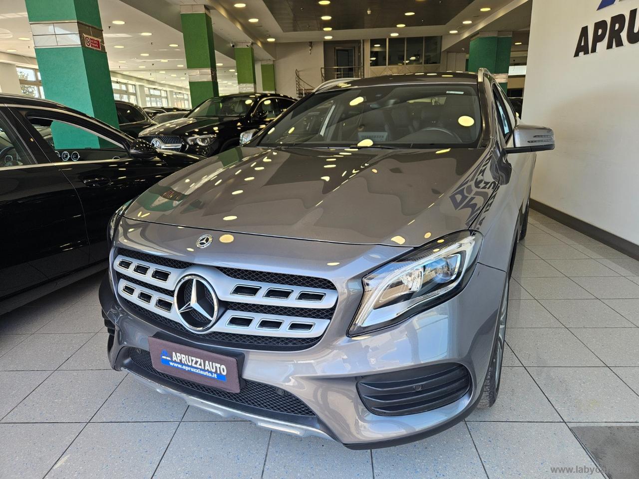 MERCEDES-BENZ GLA 200 d Automatic 4Matic Premium