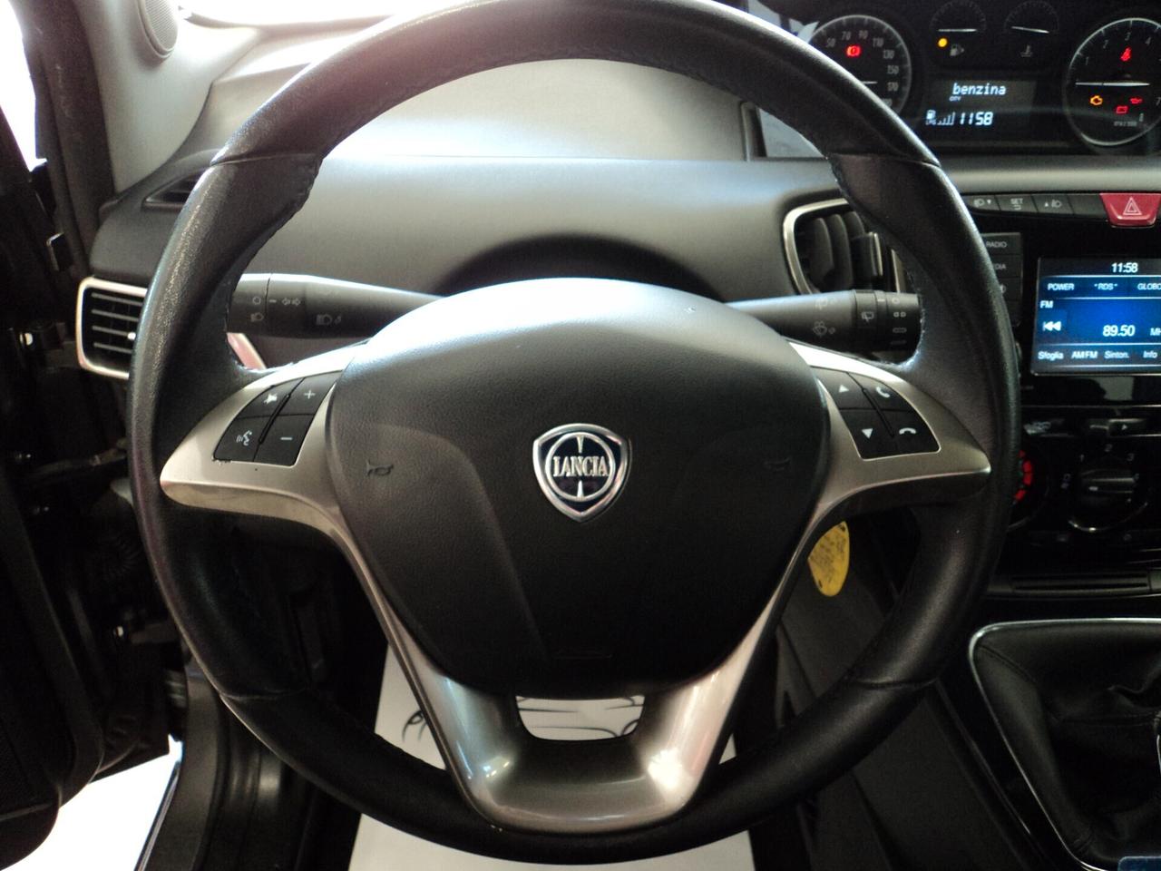 Lancia Ypsilon 1.2 69 CV 5 porte GPL Ecochic Gold