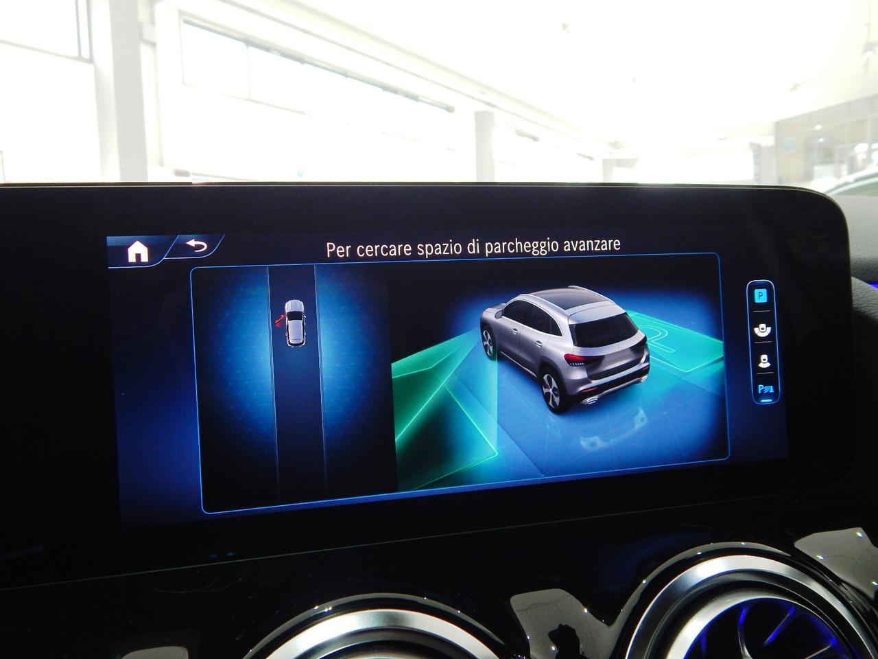 Mercedes-Benz GLA 220 d AMG Line Advanced Plus 4matic Aut. TETTO-PELLE