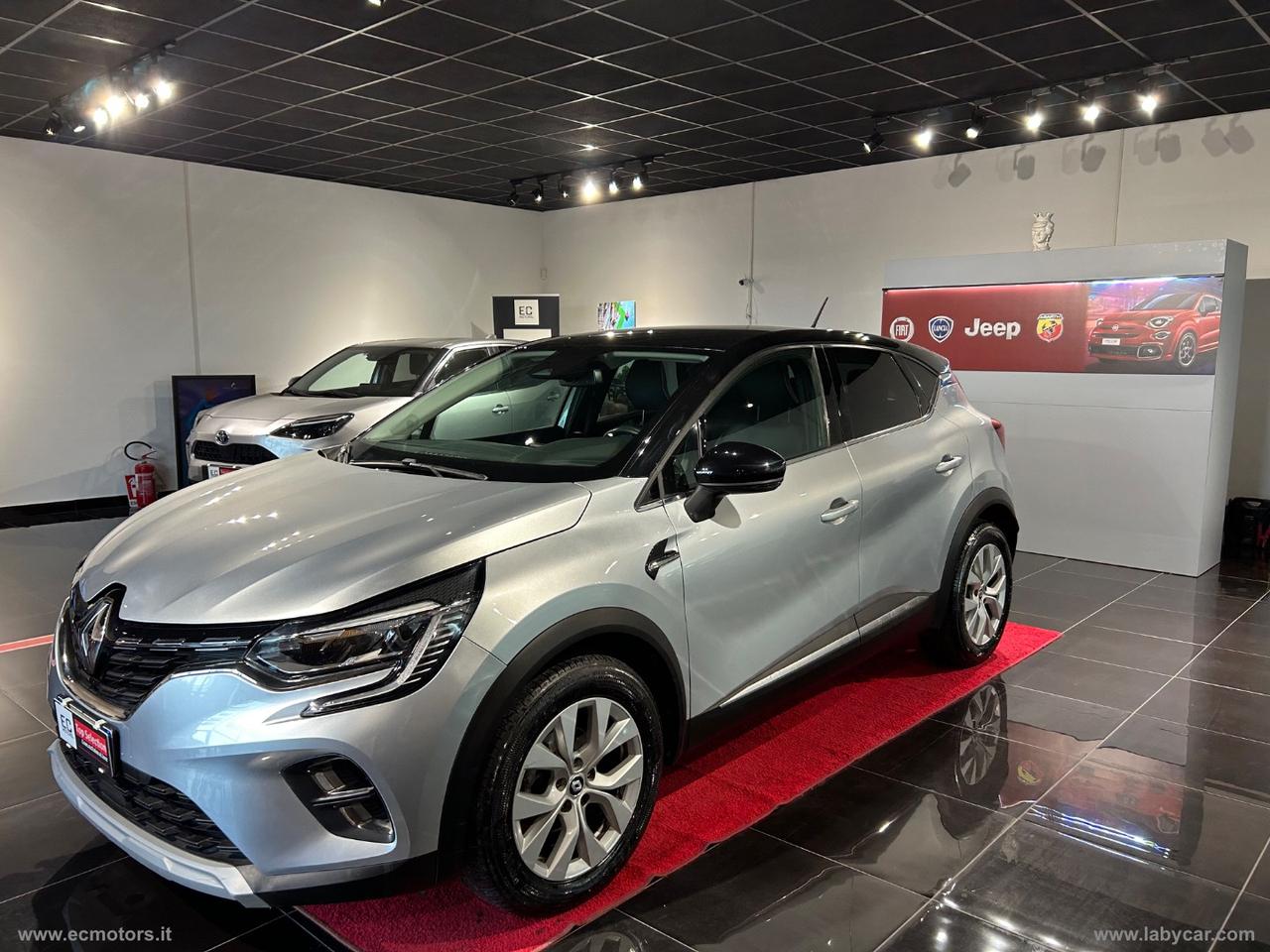 RENAULT Captur TCe 140 CV Intens