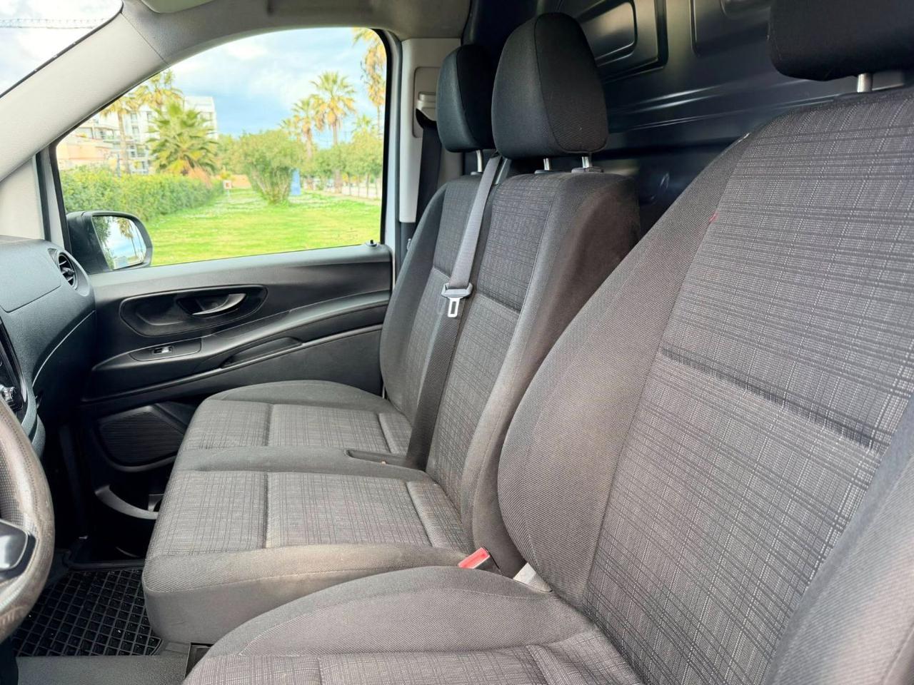 MERCEDES Vito 114 cdi long 4x4 auto E6