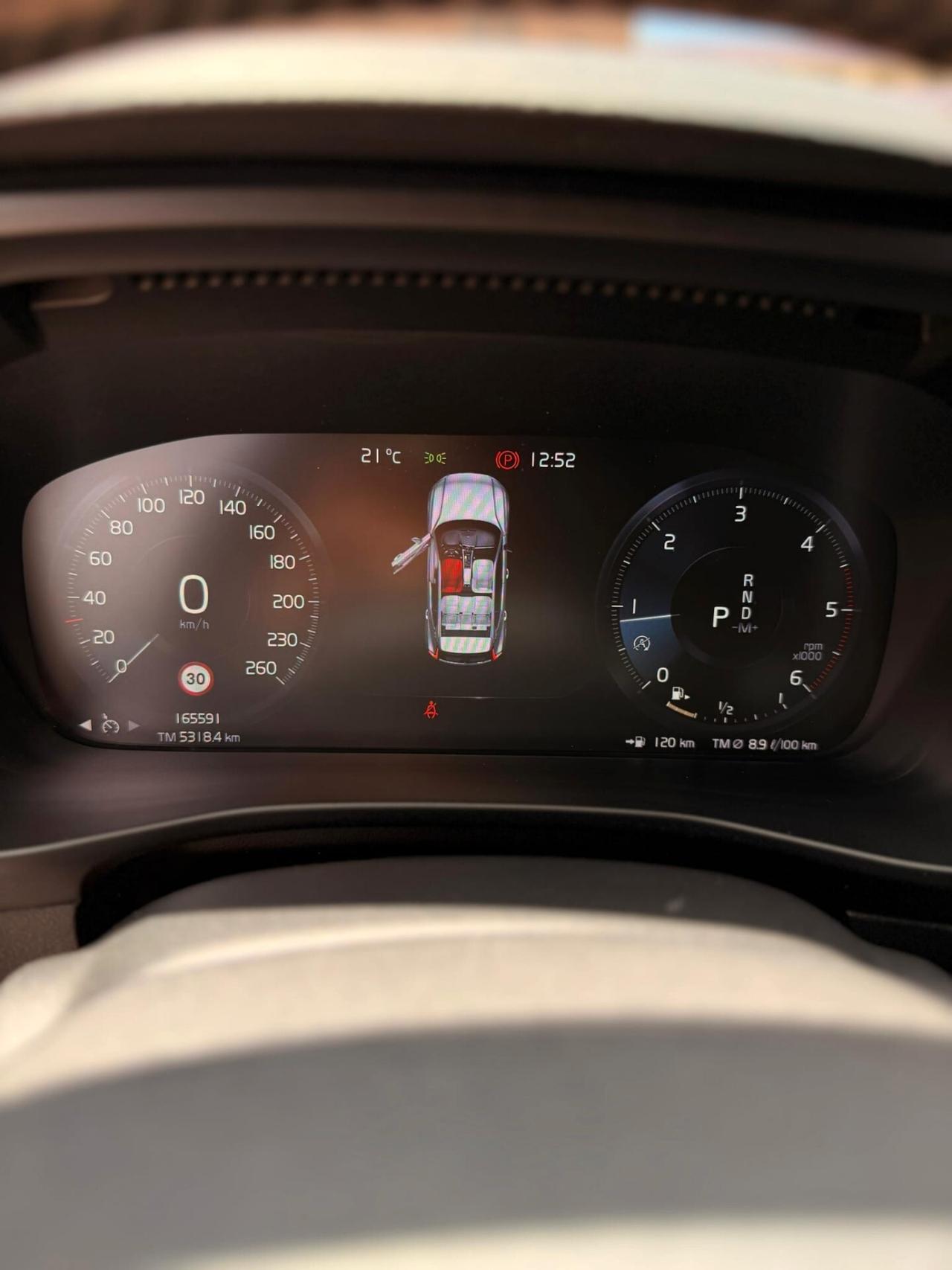 Volvo XC40 D3 Geartronic R-design N1