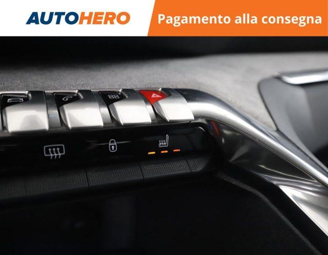 PEUGEOT 3008 Hybrid4 300 e-EAT8 GT