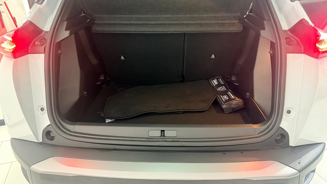 Peugeot 2008 Hybrid 110 e-DCS6 Allure