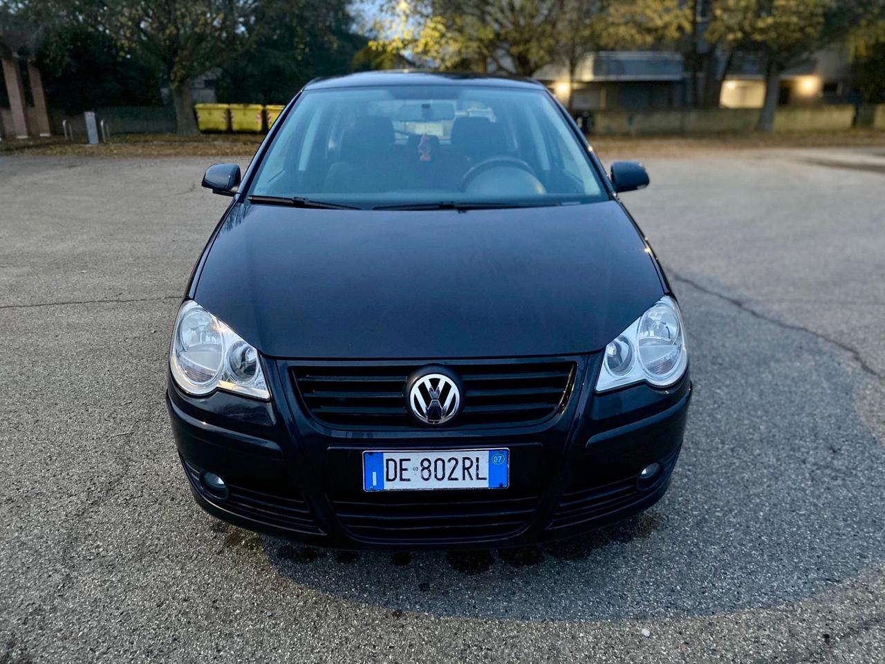 Volkswagen Polo 1.4/80CV TDI 5p. Sportline