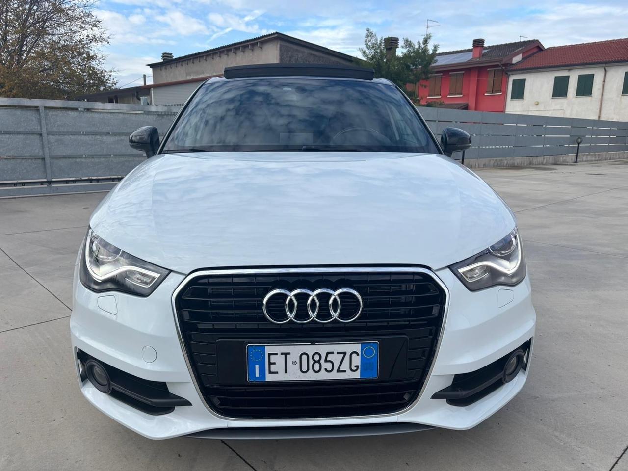 Audi A1 SPB 1.6 TDI S tronic S line edition