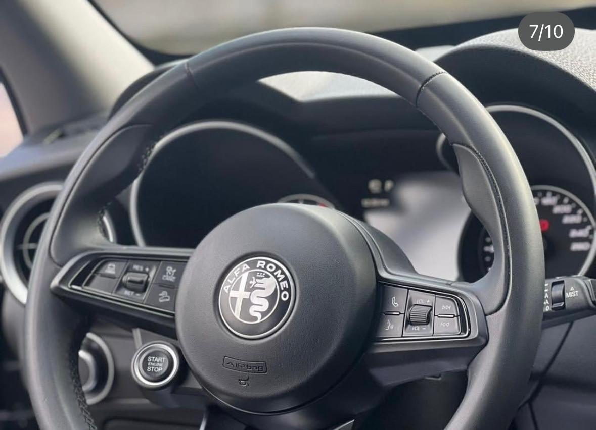 Alfa Romeo Stelvio 2.2 Turbodiesel 160 CV AT8 RWD Business