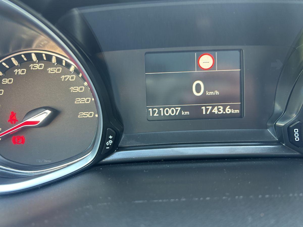 PEUGEOT - 308 - 1.6 BlueHDi 130cv S&S GT Line TETTO