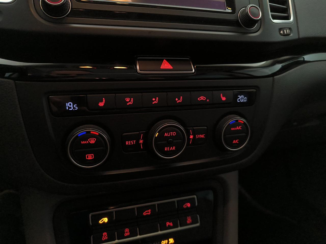 Volkswagen Sharan 2.0 tdi executive dsg