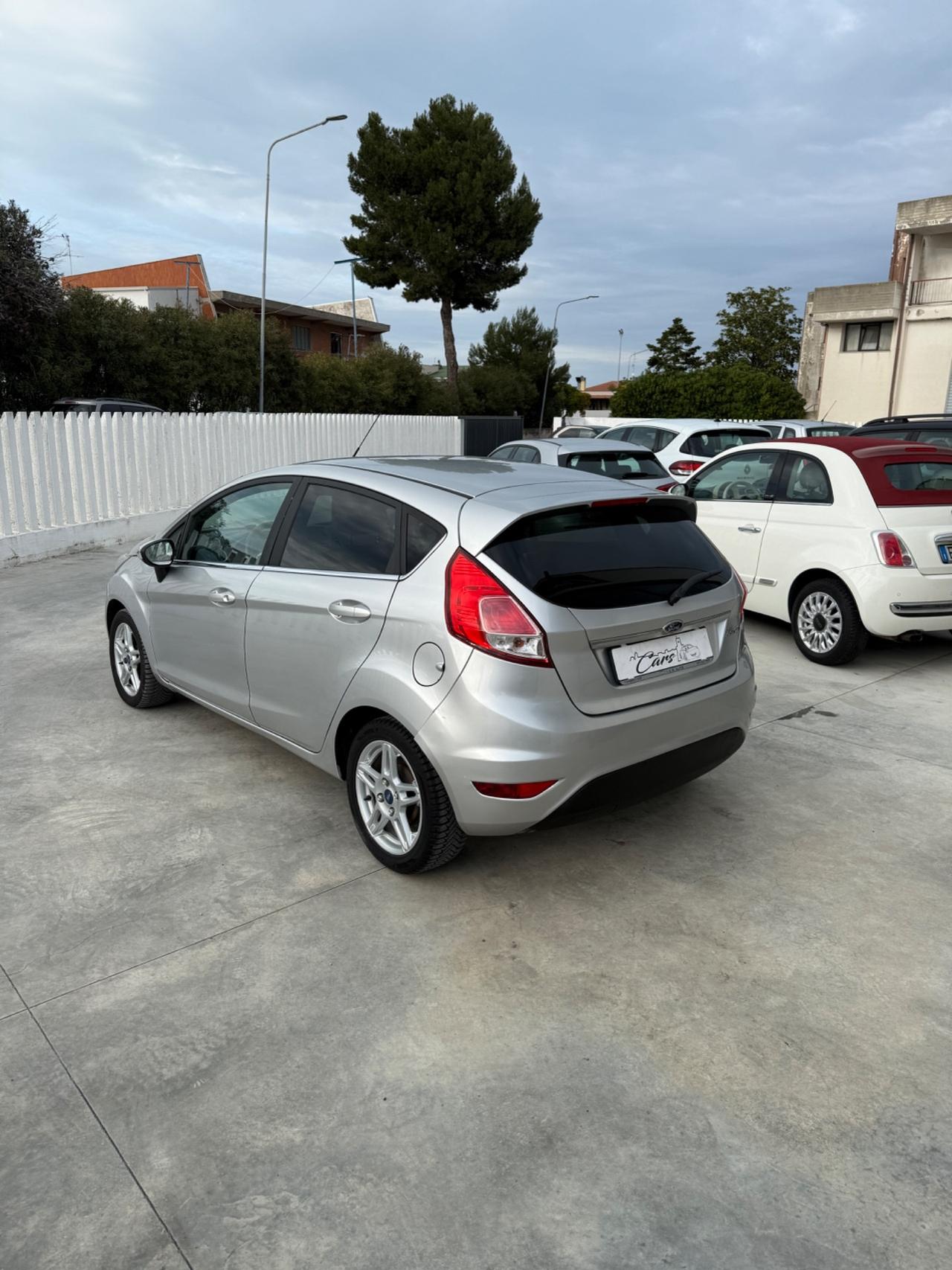 Ford Fiesta 1.5 TDCi 75CV 5 porte Titanium