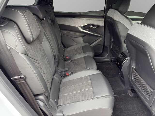 Peugeot 5008 Hybrid 145 e-DCS6 GT