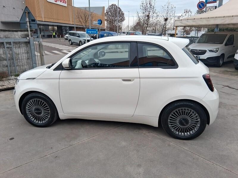 Fiat 500 500e Berlina 42 kWh Icon