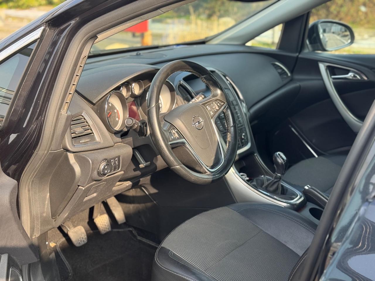 Opel Astra 1.7 CDTI 110CV 5 porte Cosmo