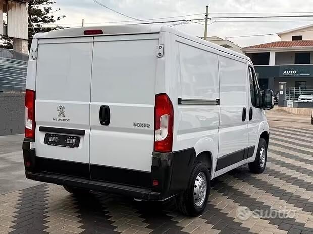Fiat Ducato Peugeot Boxer 330 2.2 Diesel 140 cv L1