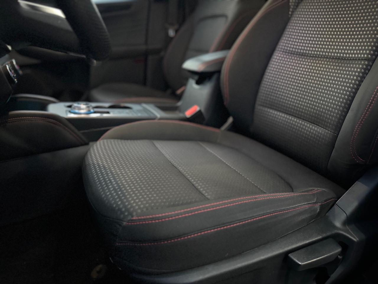 FORD KUGA 1.5 ECOBLUE ST-LINE FULL IVA ESPOSTA