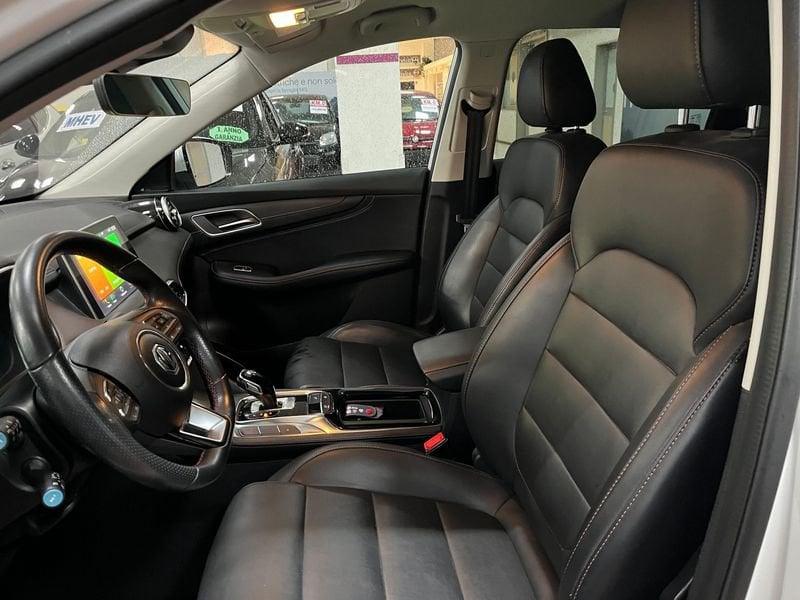 MG EHS Plug-in Hybrid Luxury