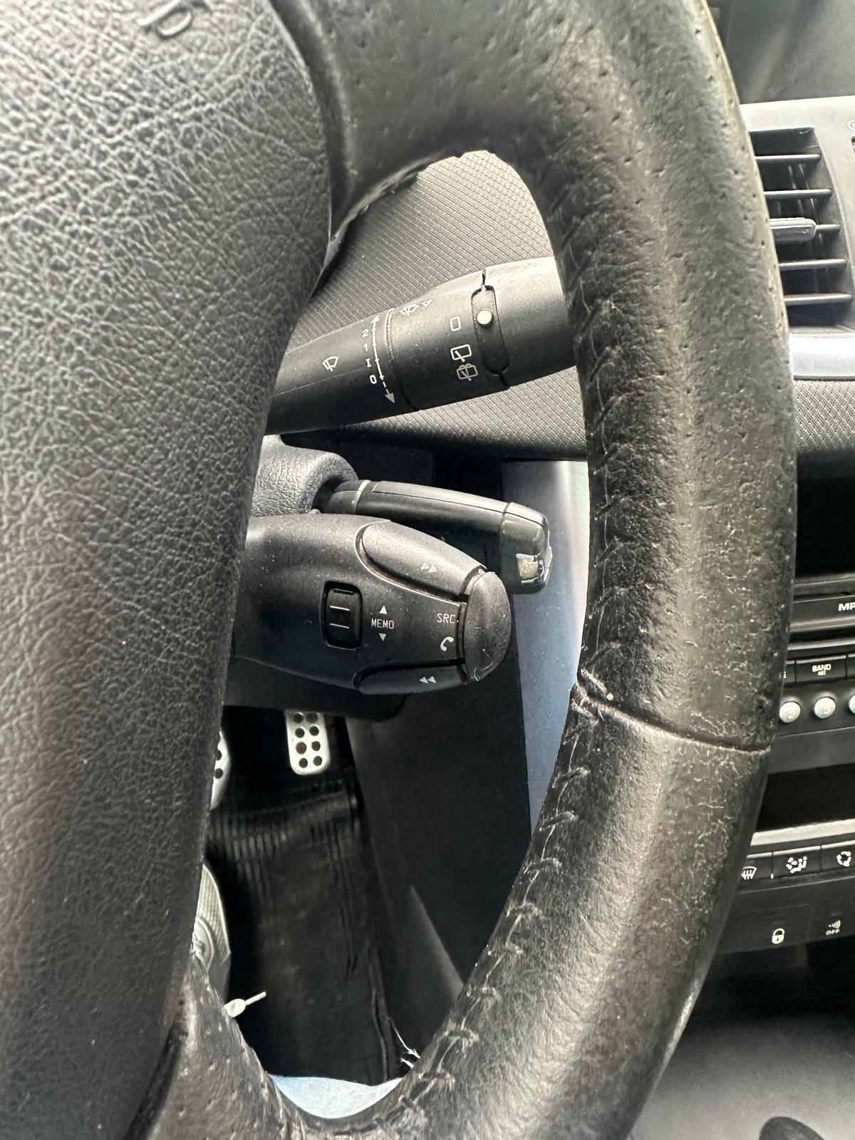 Peugeot 207 cc 1.6 HDi 110CV