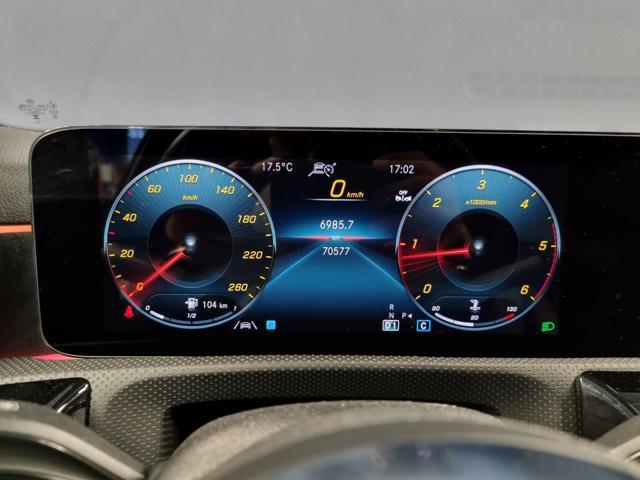 MERCEDES-BENZ A 180 d Automatic Premium