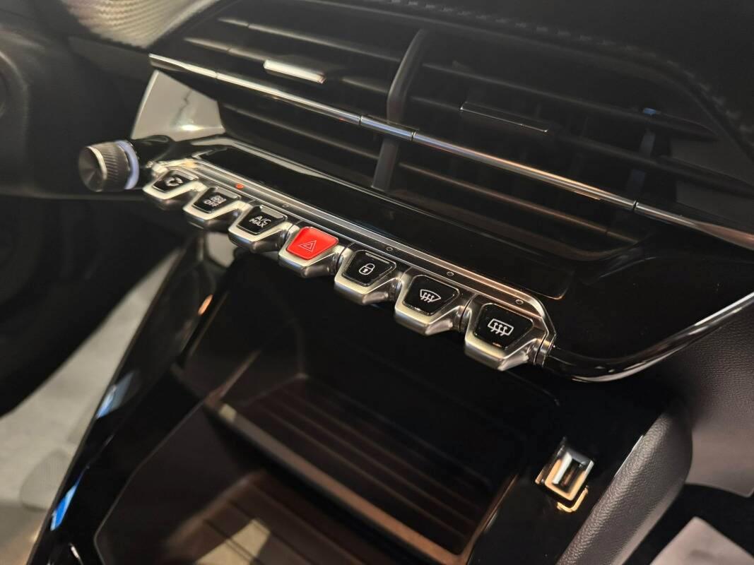 Peugeot 2008 1.2 puretech Allure Pack s&s 100cv