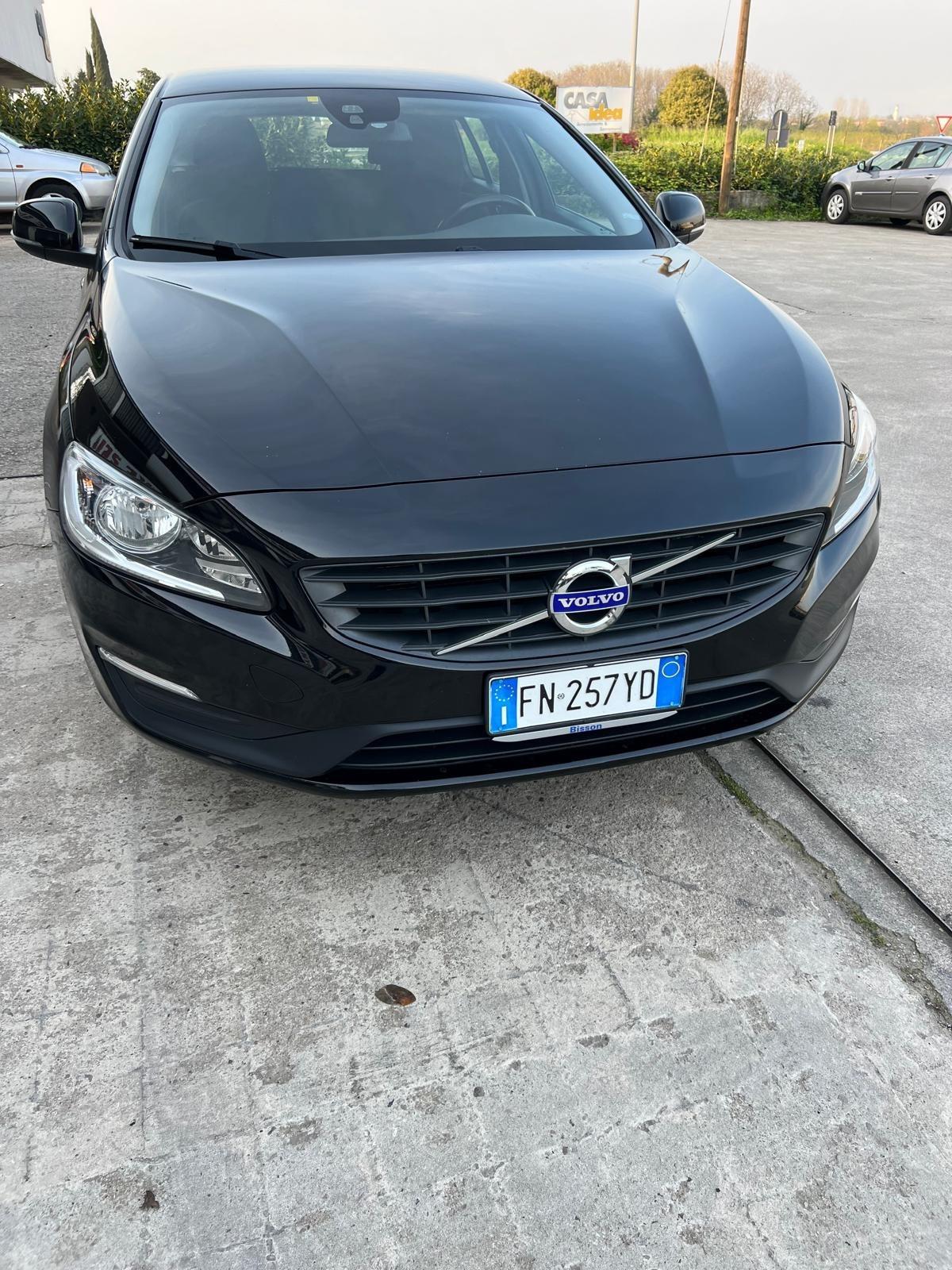 Volvo V60 D2 Geartronic Business 2.0 DIESEL ANNO 2018