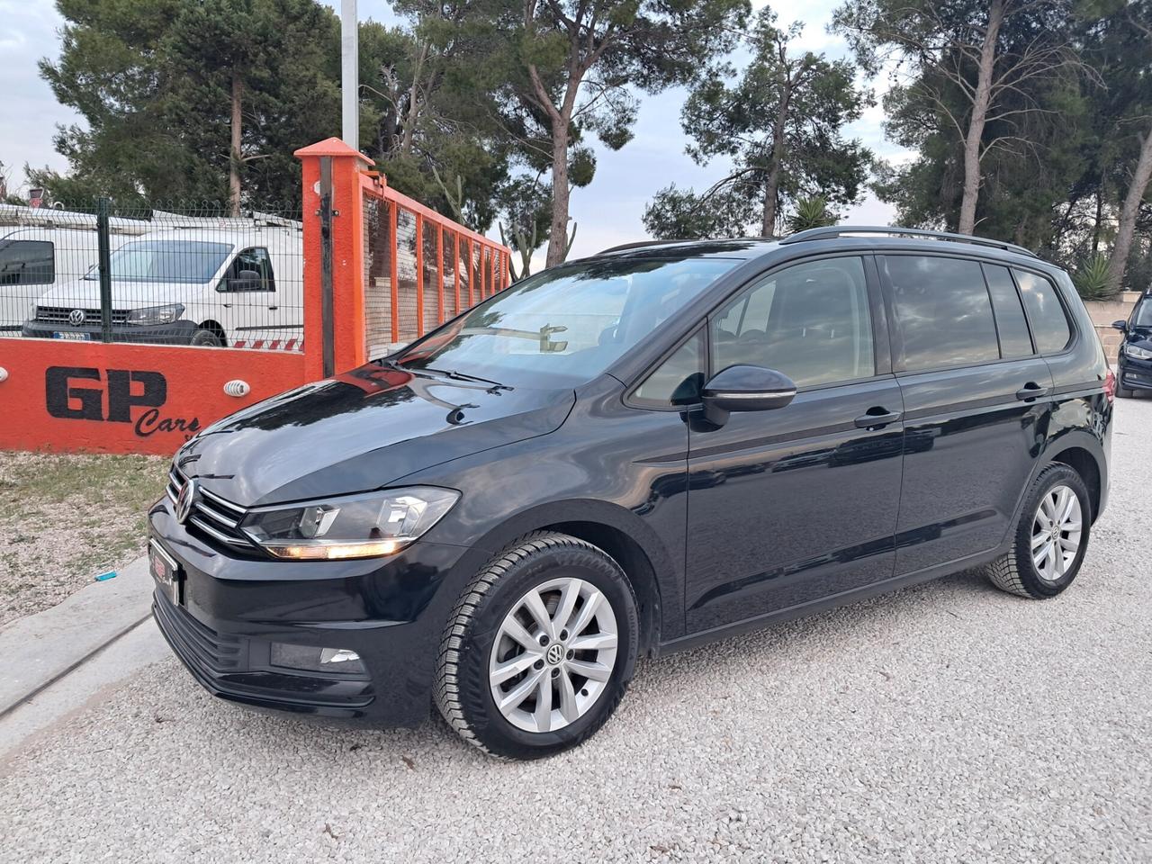 VW Touran 1.6 TDI 115 cv 7 POSTI DSG *NAVY-RADAR-CERCHI*