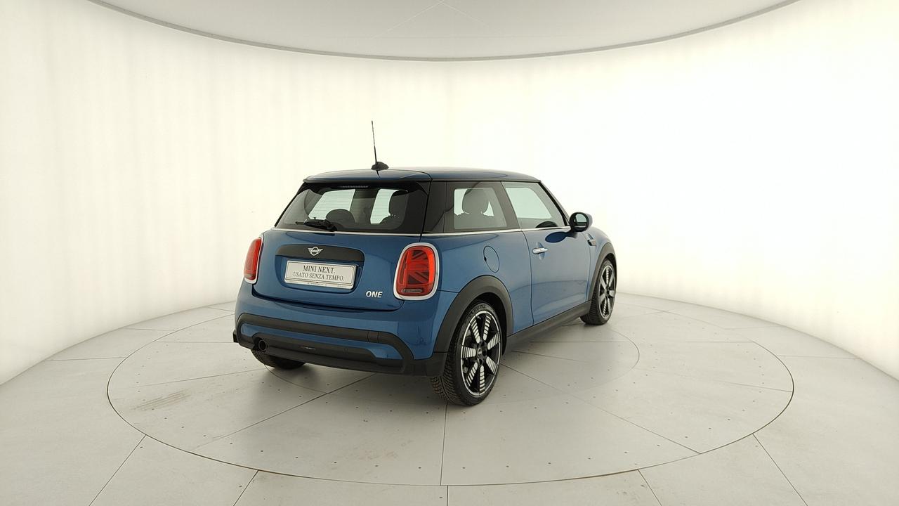 MINI Mini IV F56 2021 3p - Mini 3p 1.5 One Classic 75cv