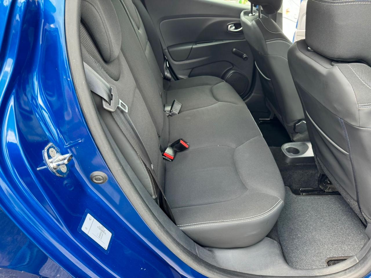 Renault Clio dCi 8V 90 CV 5 porte Business garanzia 12 mesi