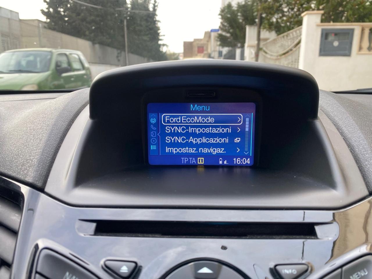 FORD FIESTA 1.6 TDCi 95CV TITANIUM 2015