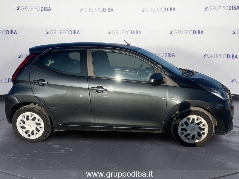 Toyota Aygo II 2018 5p 5p 1.0 x-play 72cv