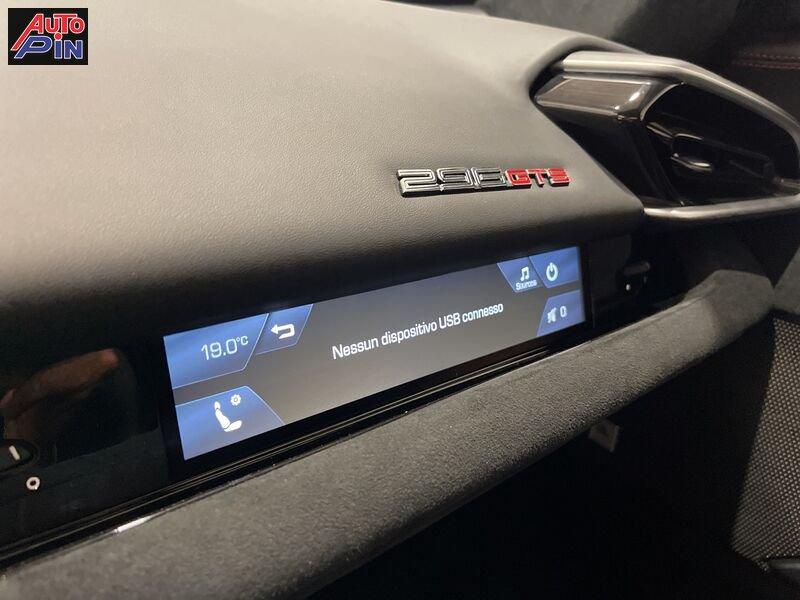 Ferrari 296 GTS 3.0 Hybrid DCT GTS