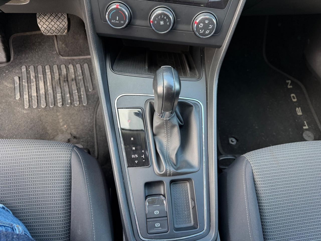 Seat Leon 1.4 TGI DSG ST Business HIGH