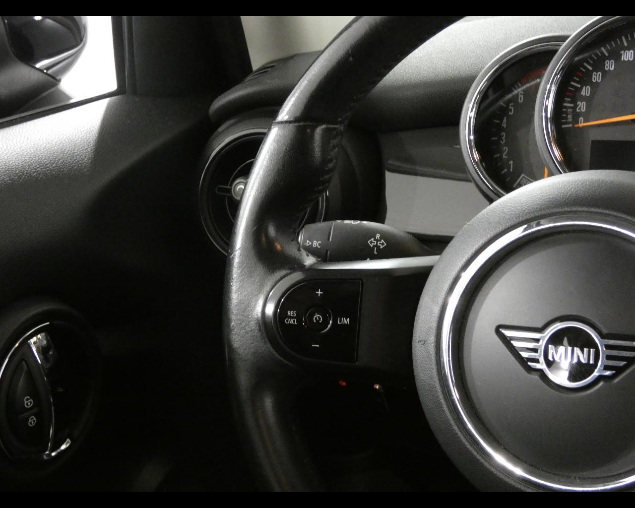 MINI Mini 5 porte (F55) - Mini 1.5 One Camden 5 porte