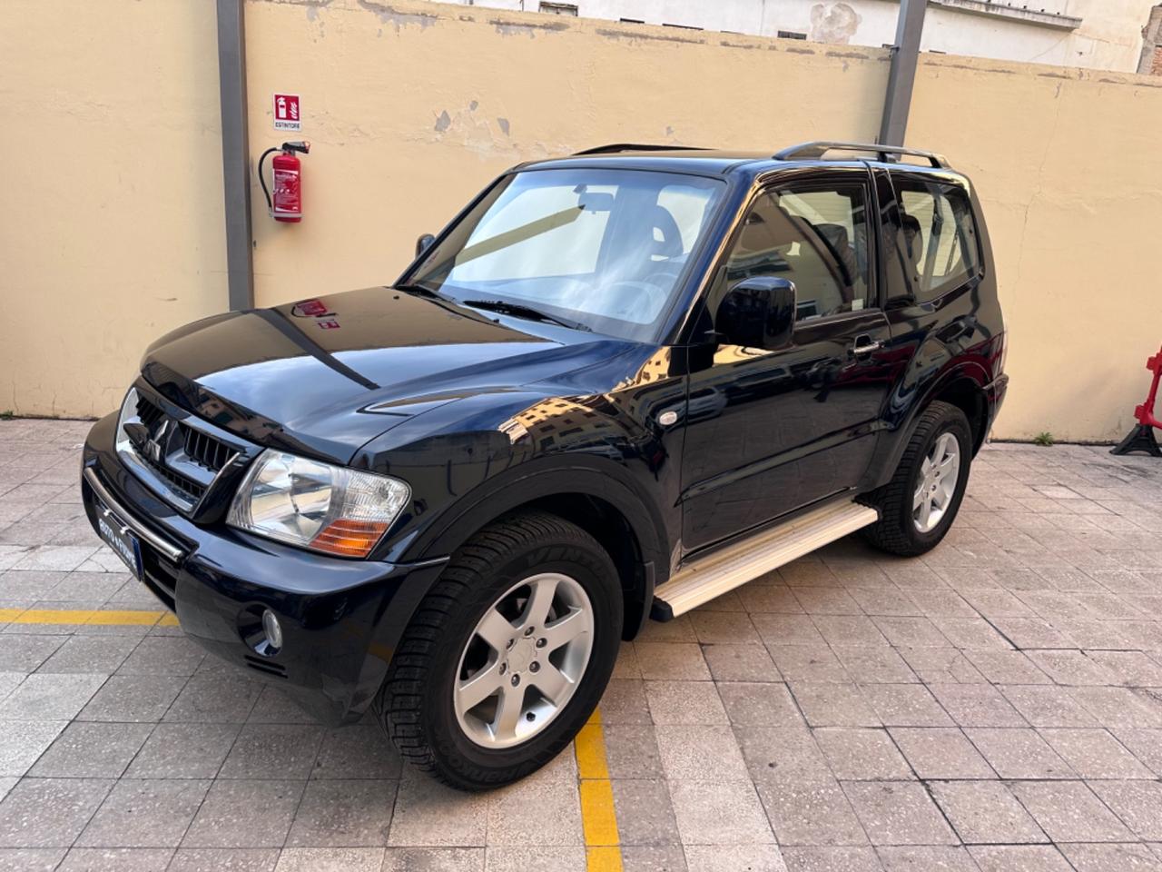 Mitsubishi Pajero 3.2 16V DI-D 3p. Invite