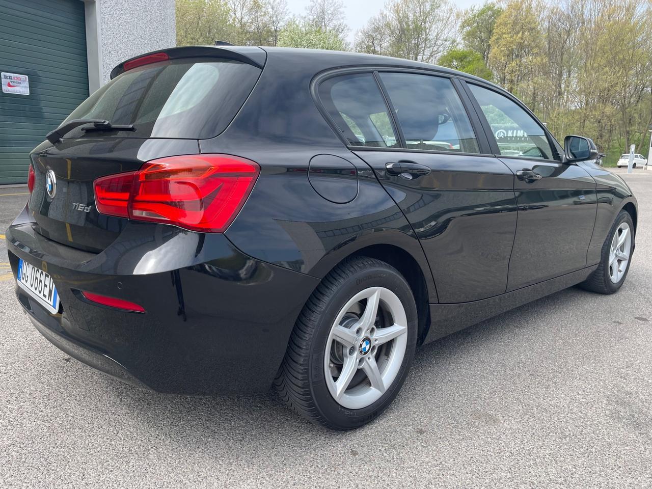 Bmw 116 116d 5p.*Neopatentati*Navi*Cerchi*
